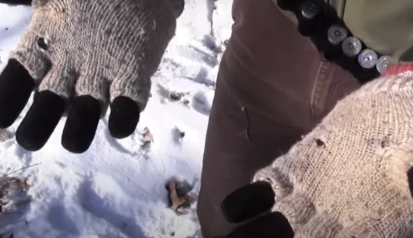 How to Keep Hands Warm While Gaming? GamingProfy