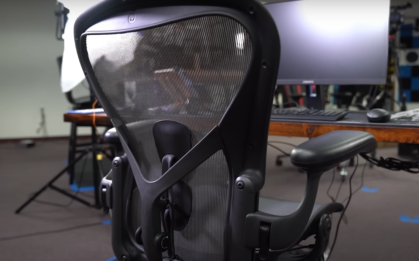 What Gaming Chair Does PewDiePie Use? GamingProfy